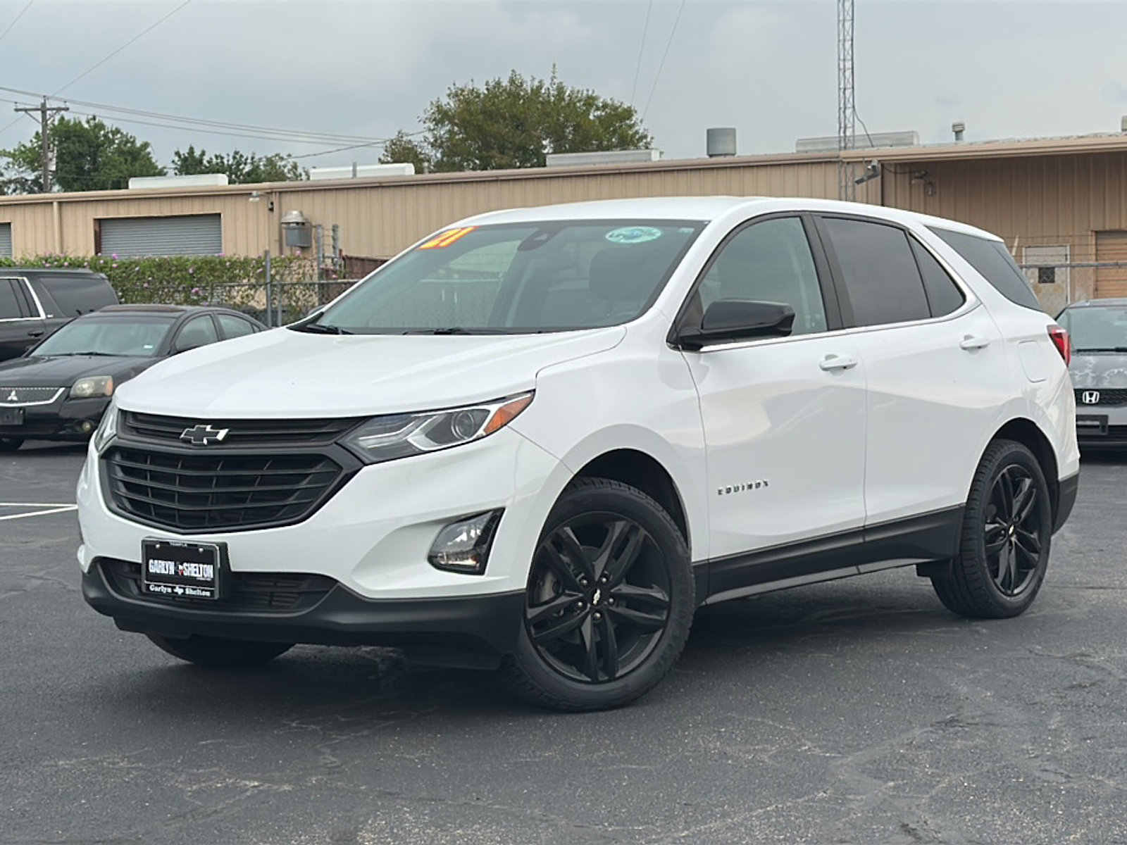 Used 2021 Chevrolet Equinox LT image 2
