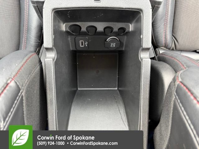 Used 2017 Jeep Cherokee Trailhawk AWD/4WD image 30