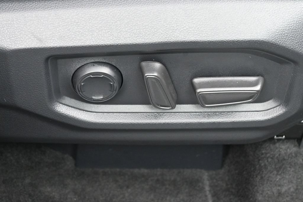 Certified 2024 Toyota Sequoia Platinum AWD/4WD image 40