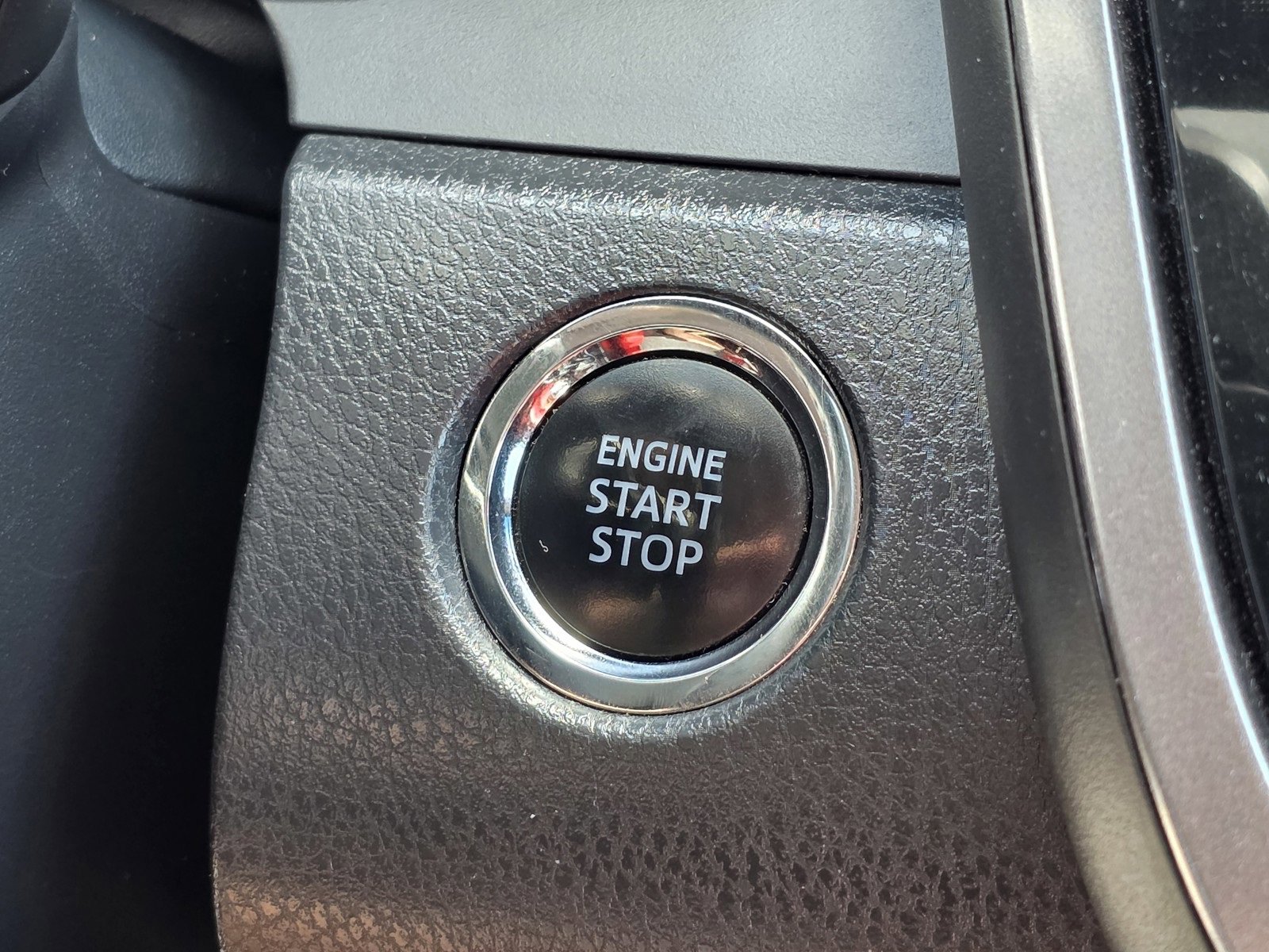 Used 2019 Toyota Camry XSE image 27