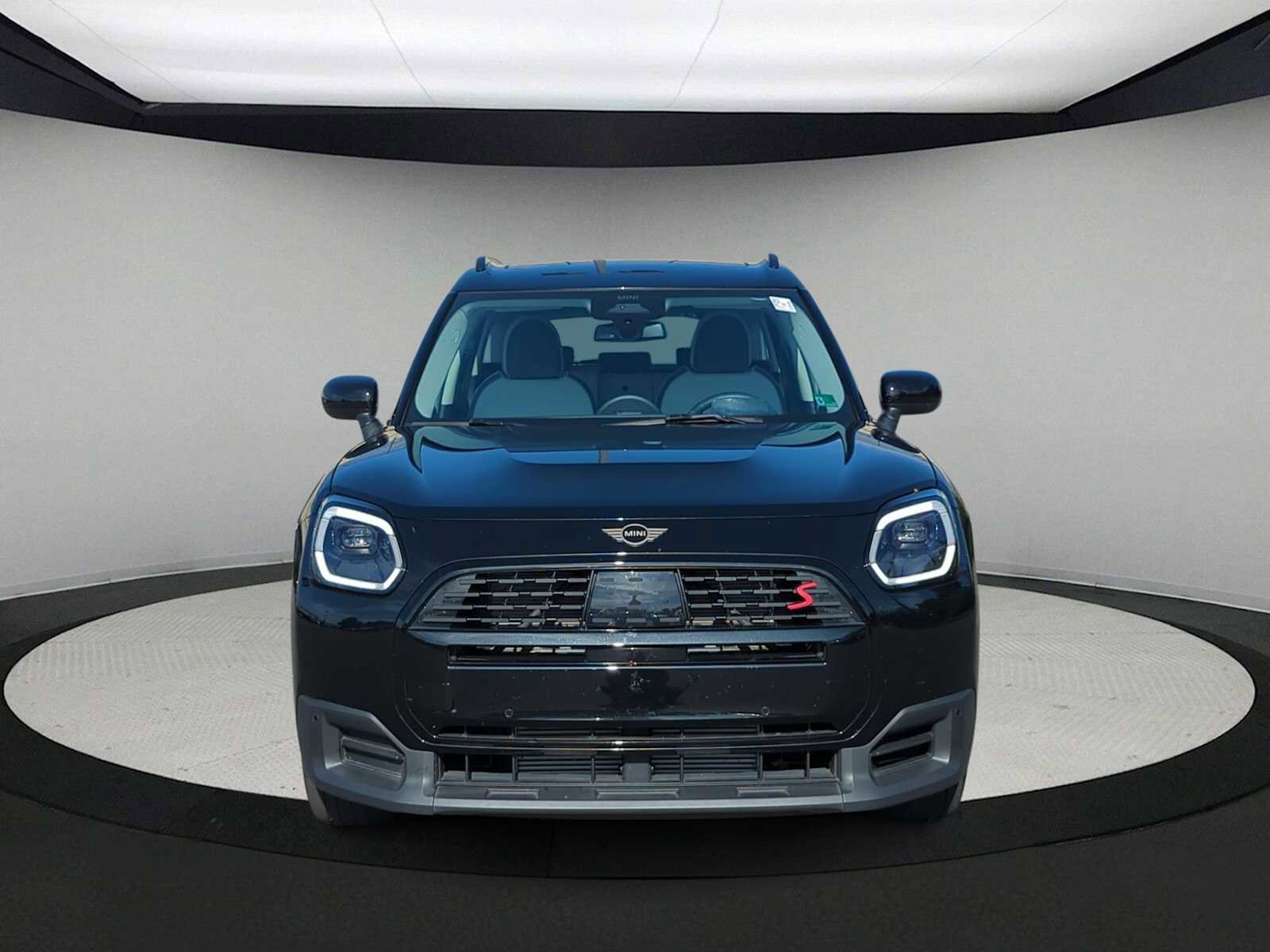 Certified 2025 MINI Cooper Countryman S image 3