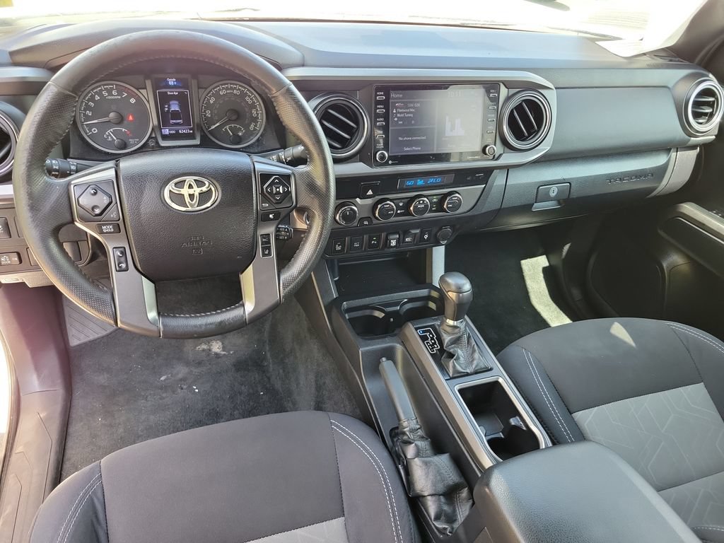 Used 2022 Toyota Tacoma TRD Off-Road w/ Technology Package AWD/4WD image 16