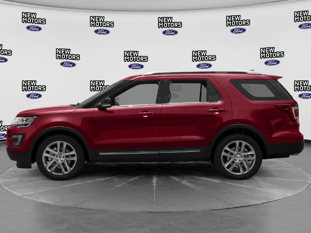 Used 2016 Ford Explorer XLT w/ Equipment Group 202A AWD/4WD image 3