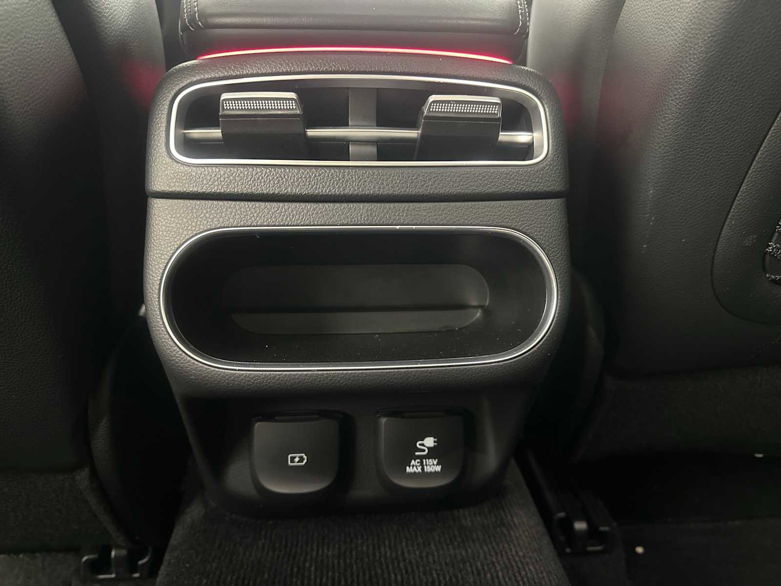 Used 2023 Genesis GV70 2.5T w/ Advanced Package image 28