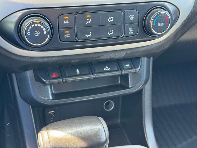 Used 2018 Chevrolet Colorado LT w/ Redline Special Edition image 17