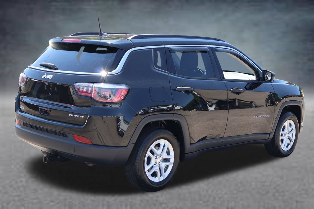 Used 2019 Jeep Compass Sport FWD image 3