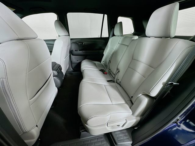 Certified 2024 Honda Passport EX-L image 32