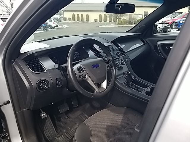 Used 2018 Ford Taurus SEL FWD image 14