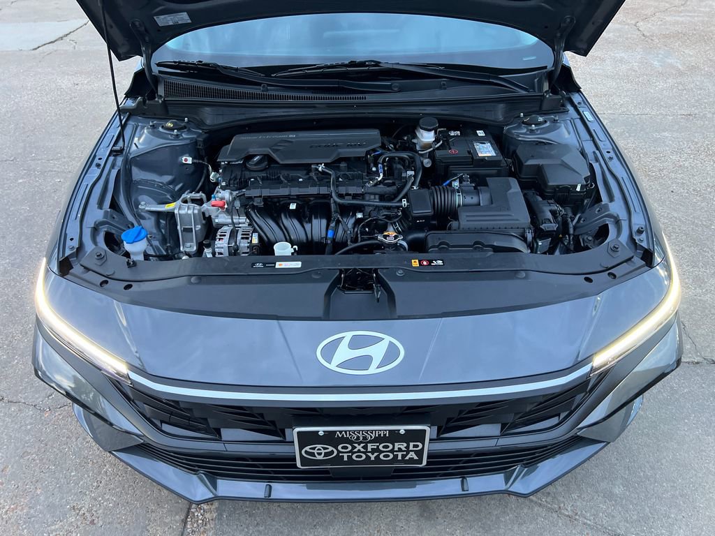 Used 2024 Hyundai Elantra SEL w/ Convenience Package image 18