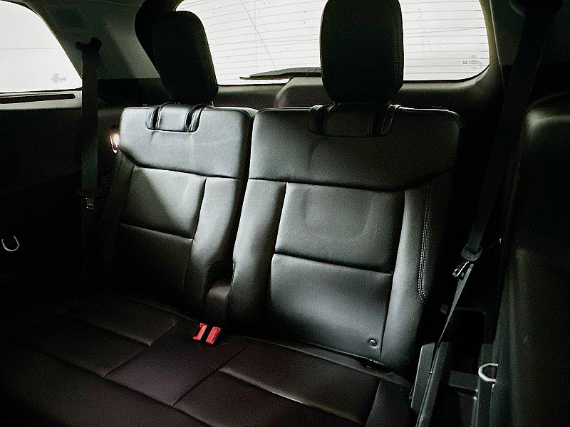 Used 2023 Ford Explorer Limited w/ Equipment Group 301A image 29