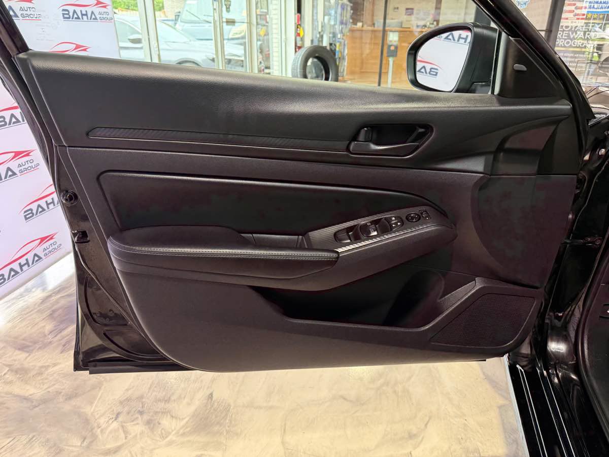 Used 2026 Nissan Altima 2.5 SV FWD image 34