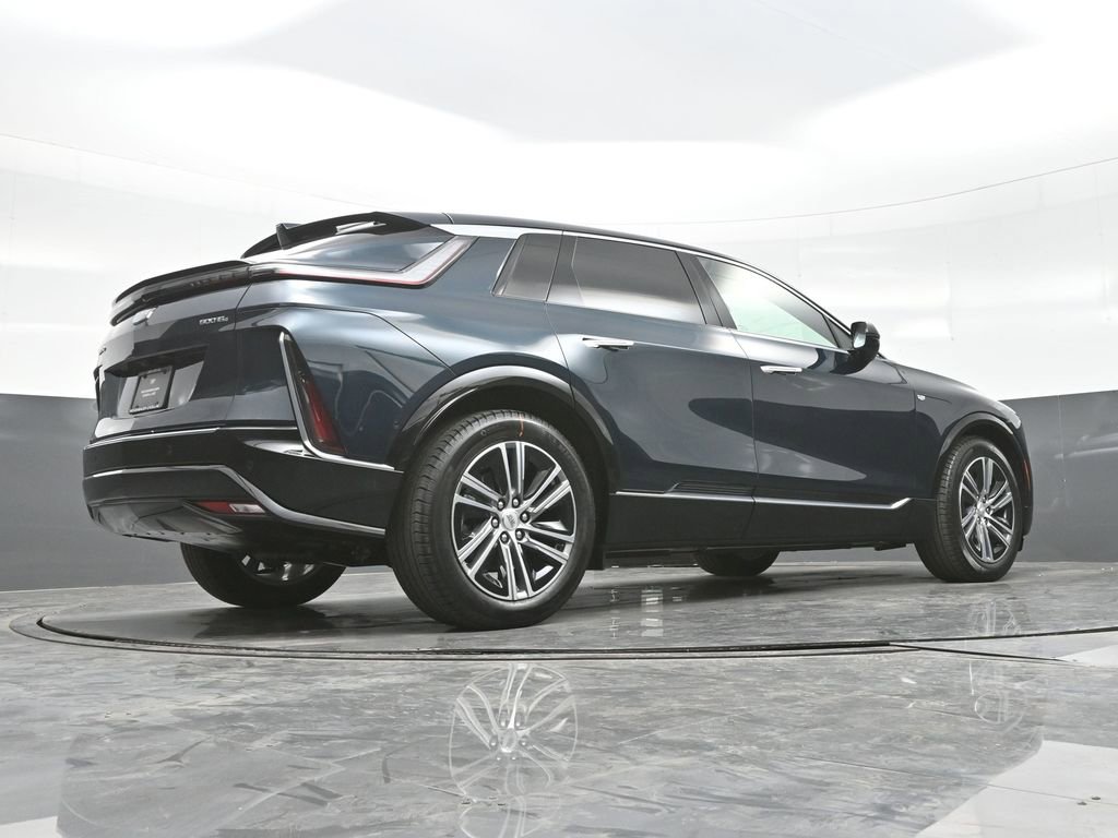 New 2026 Cadillac Lyriq Premium Luxury image 37