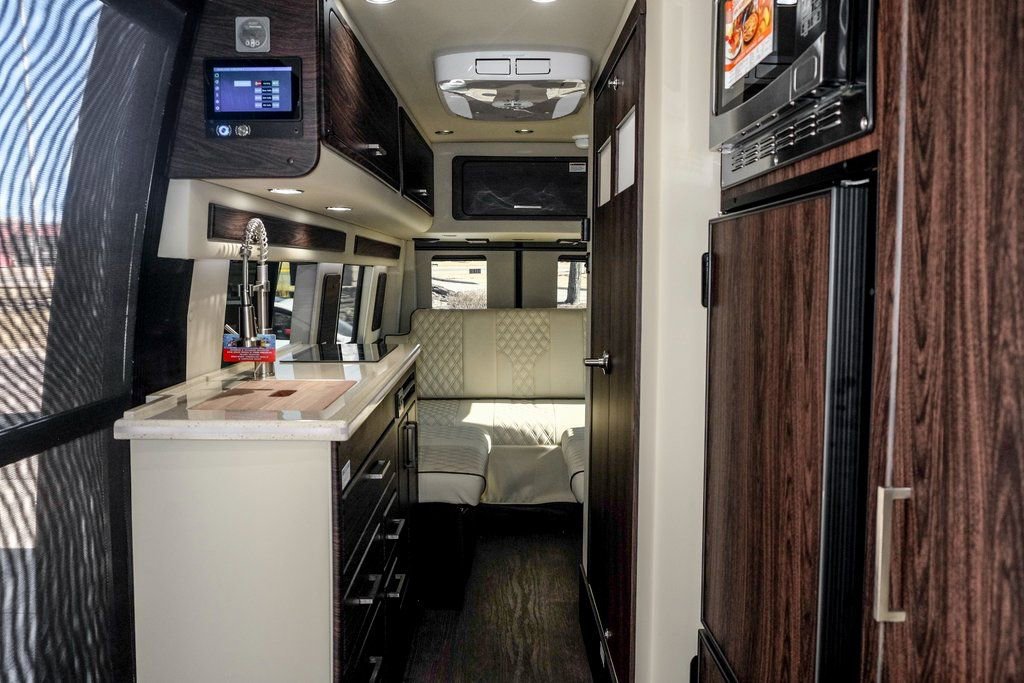 New 2024 Mercedes-Benz Sprinter 3500 image 2