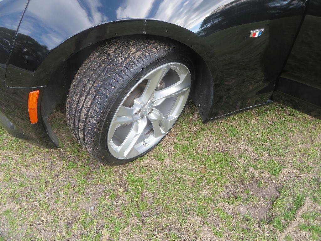 Used 2018 Chevrolet Camaro LT image 23