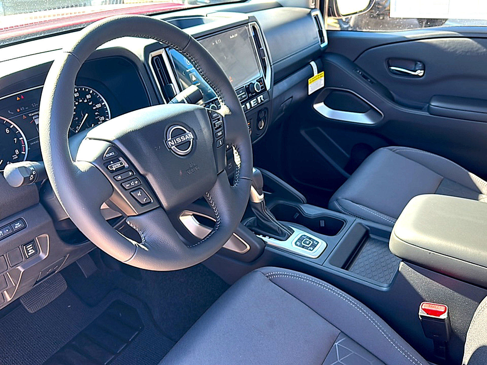 New 2026 Nissan Frontier SV w/ SV Convenience Package image 9