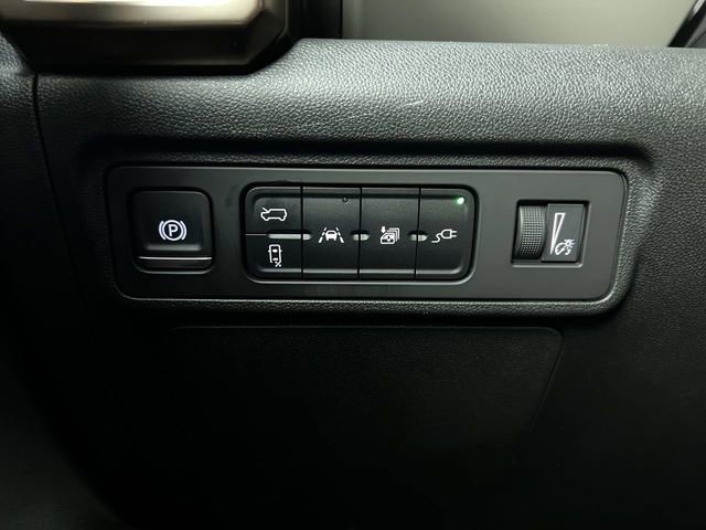 Used 2025 GMC Hummer EV 3X w/ Extreme Off-Road Package image 18