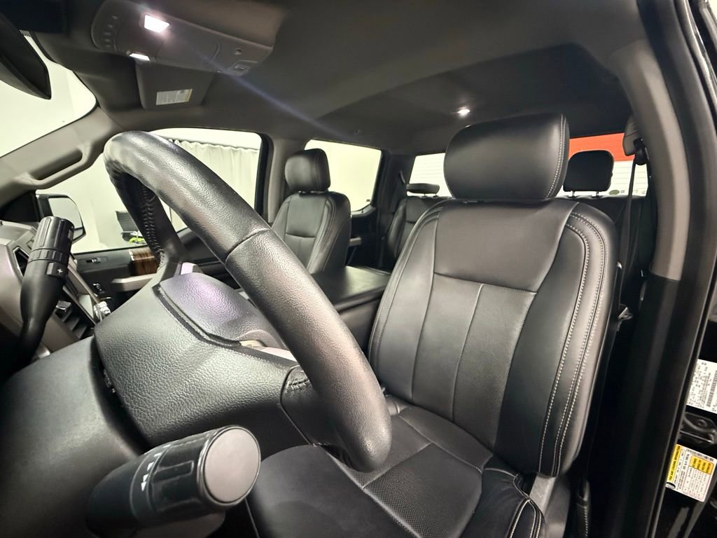 Used 2019 Ford F150 Lariat image 11