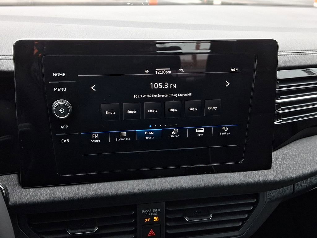 Certified 2025 Volkswagen Jetta Sport image 16