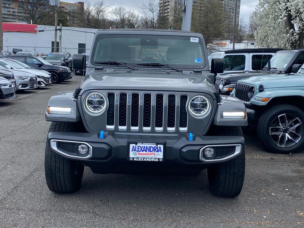 Used 2022 Jeep Wrangler Unlimited Sahara w/ Safety Group image 5