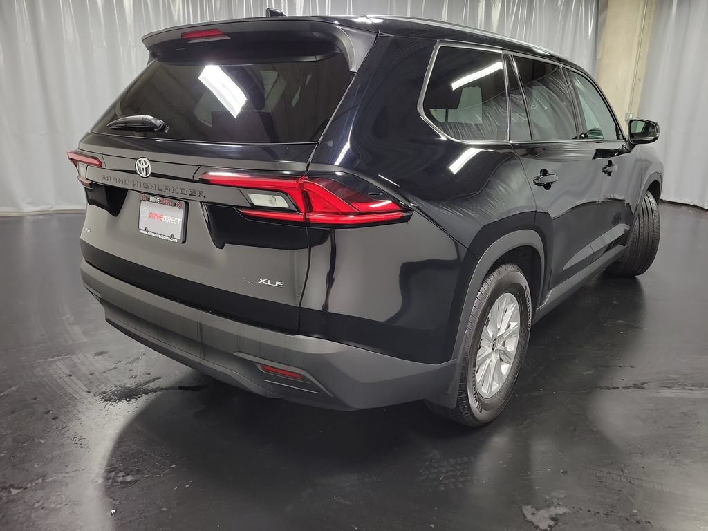 Used 2026 Toyota Grand Highlander AWD image 8