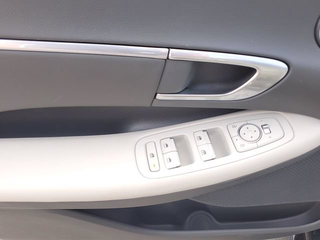 Certified 2023 Hyundai Sonata SEL w/ Cargo Package FWD image 19