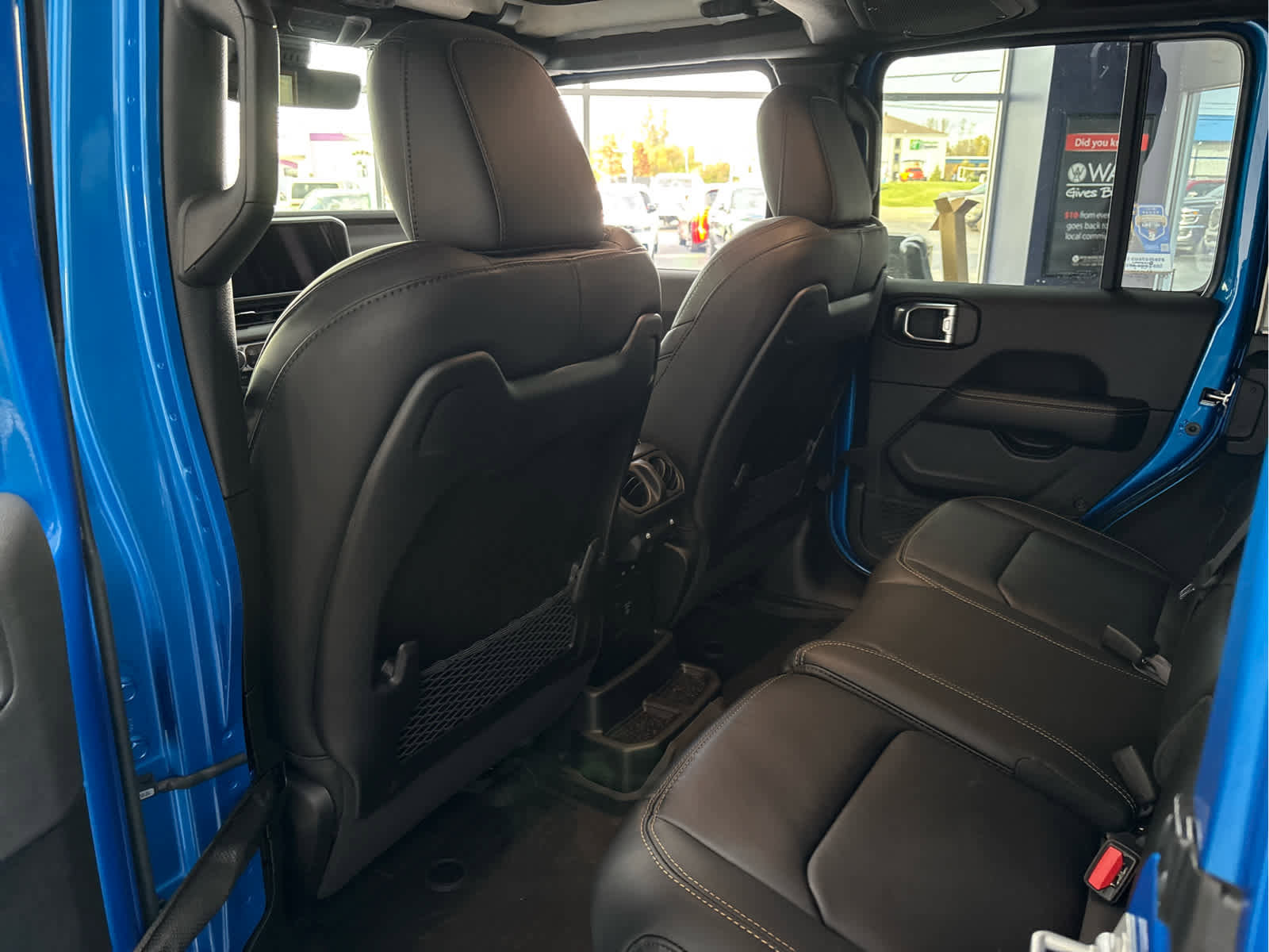 Used 2024 Jeep Wrangler Unlimited Rubicon 392 image 41