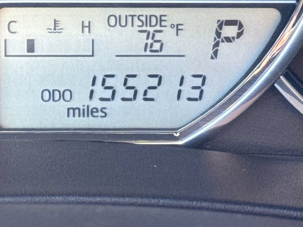 Used 2014 Toyota Corolla LE FWD image 16