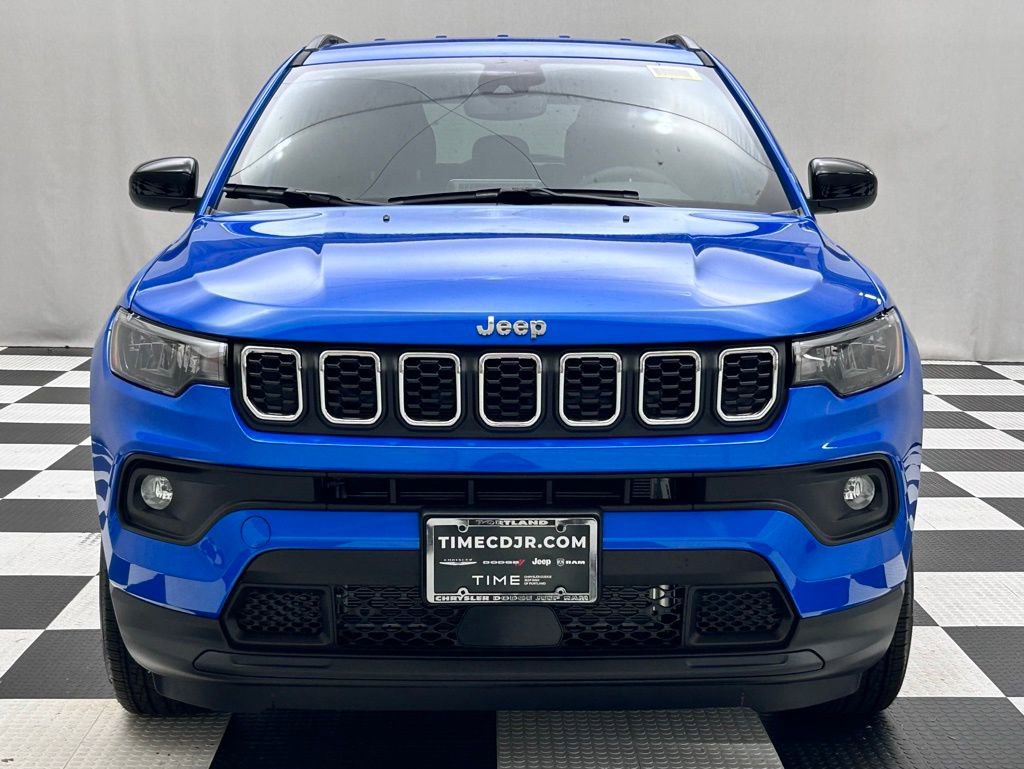 New 2026 Jeep Compass Latitude image 3