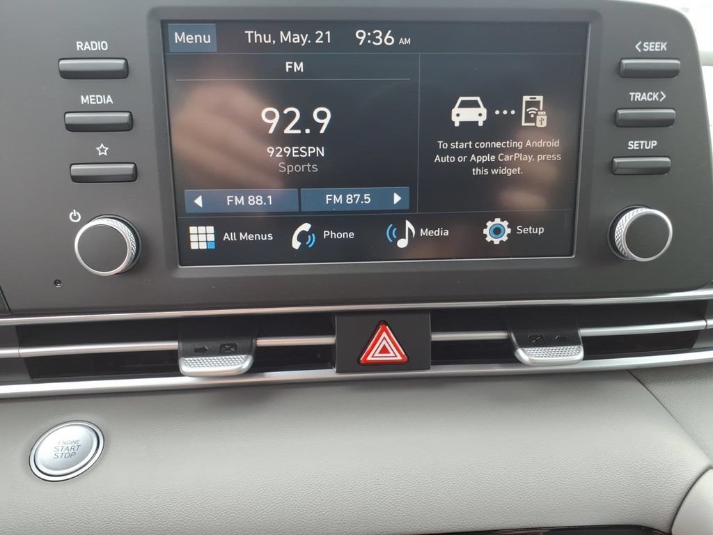 New 2026 Hyundai Elantra Sport FWD image 19