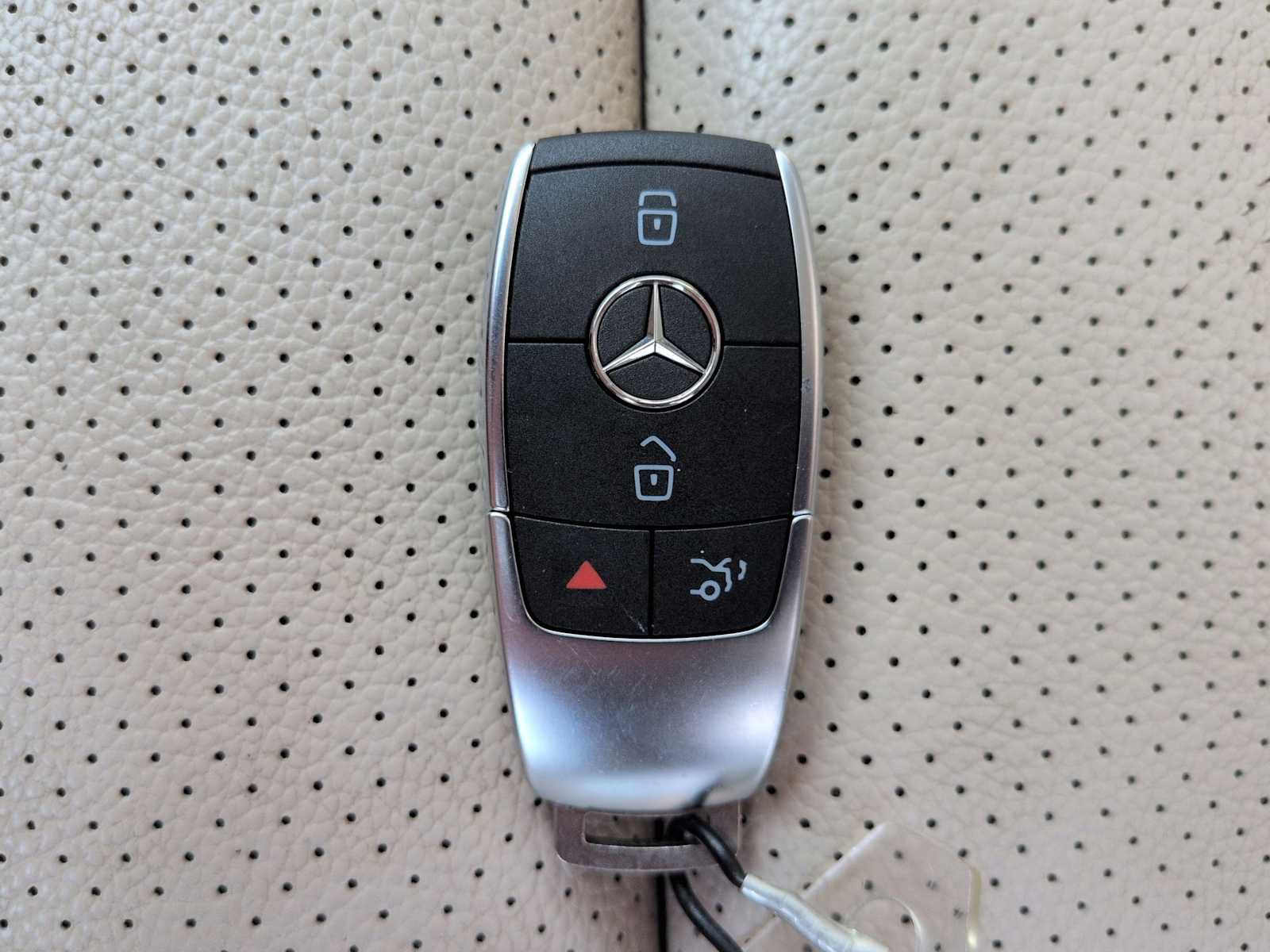 Used 2021 Mercedes-Benz C 300 4MATIC Sedan image 36