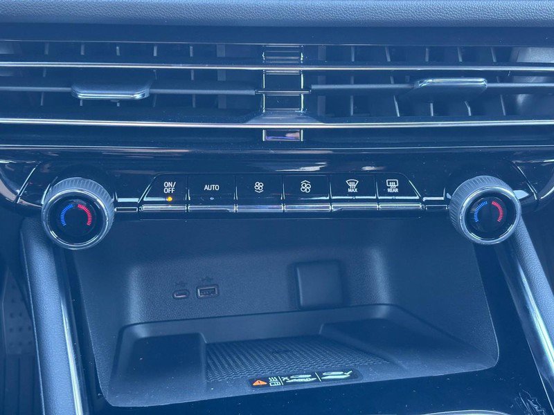 New 2026 Chevrolet Traverse LT w/ Driver Confidence Package image 20