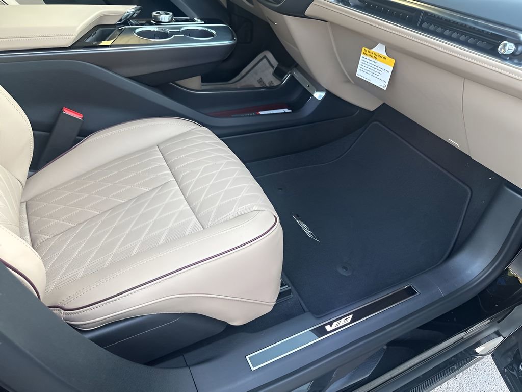 New 2026 Cadillac Lyriq V w/ Exterior Carbon Fiber Package image 16