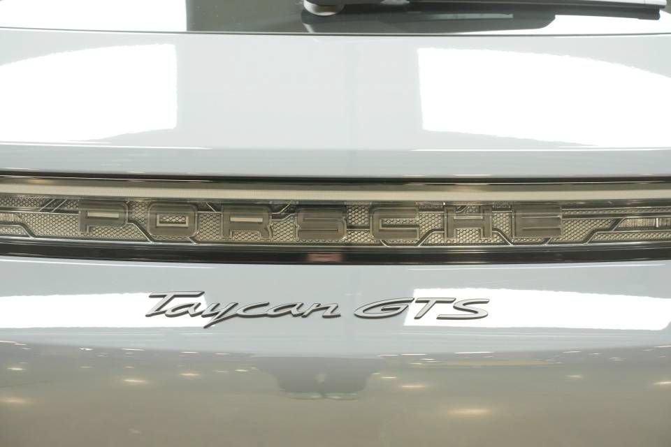 New 2026 Porsche Taycan GTS AWD/4WD image 33