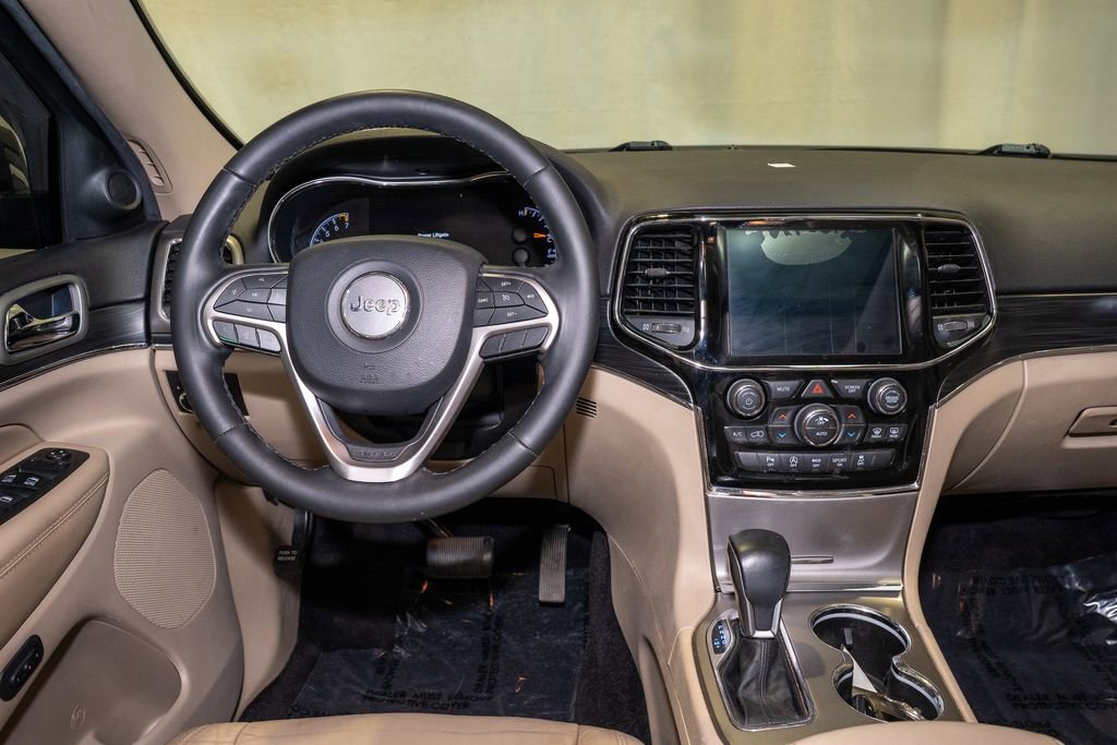 Used 2019 Jeep Grand Cherokee Limited w/ Trailer Tow Group IV image 2