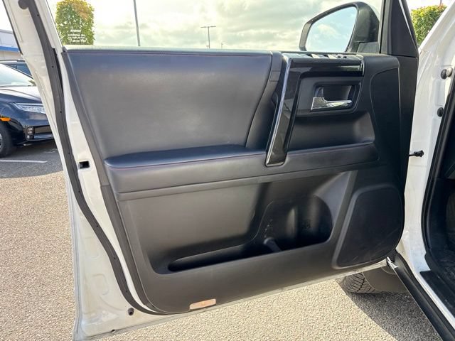 Used 2021 Toyota 4Runner TRD Off-Road Premium w/ Moonroof Package AWD/4WD image 14