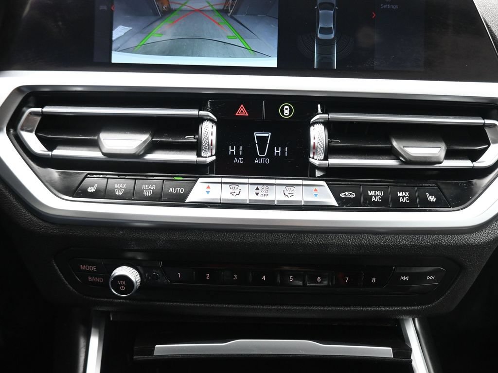 Used 2019 BMW 330i xDrive Sedan w/ Convenience Package AWD/4WD image 21