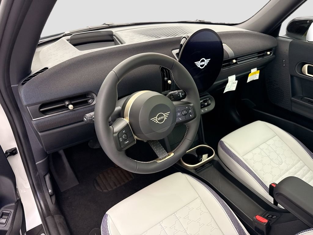 New 2026 MINI Cooper 2-Door Hardtop FWD image 9