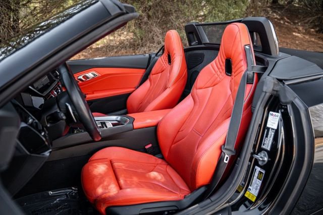 Used 2023 BMW Z4 sDrive30i w/ Shadowloine Package image 33