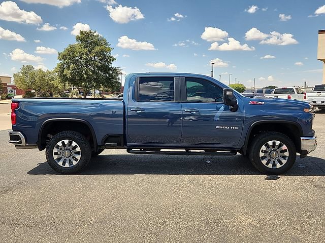 Used 2025 Chevrolet Silverado 2500 LT AWD/4WD image 5