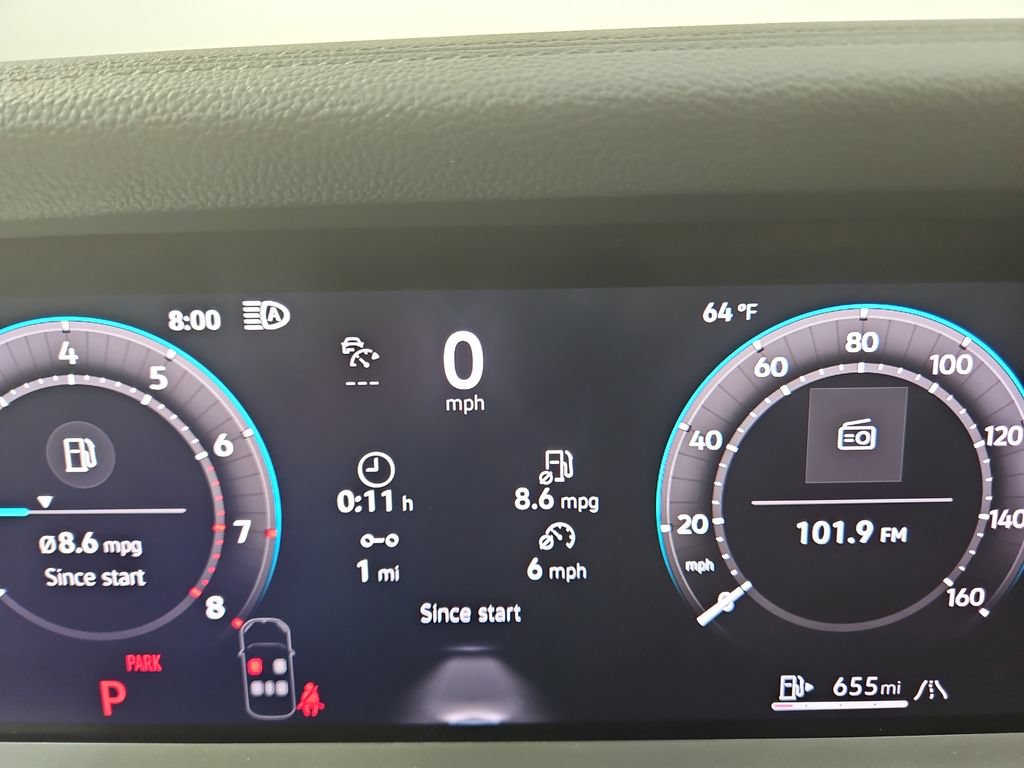 New 2026 Volkswagen Tiguan SE AWD/4WD image 16