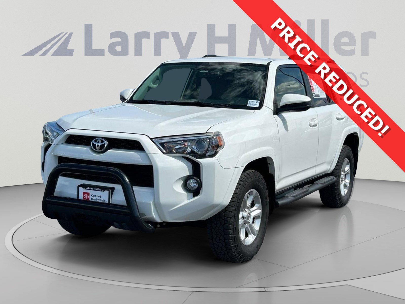 Certified 2019 Toyota 4Runner SR5 AWD/4WD image 1