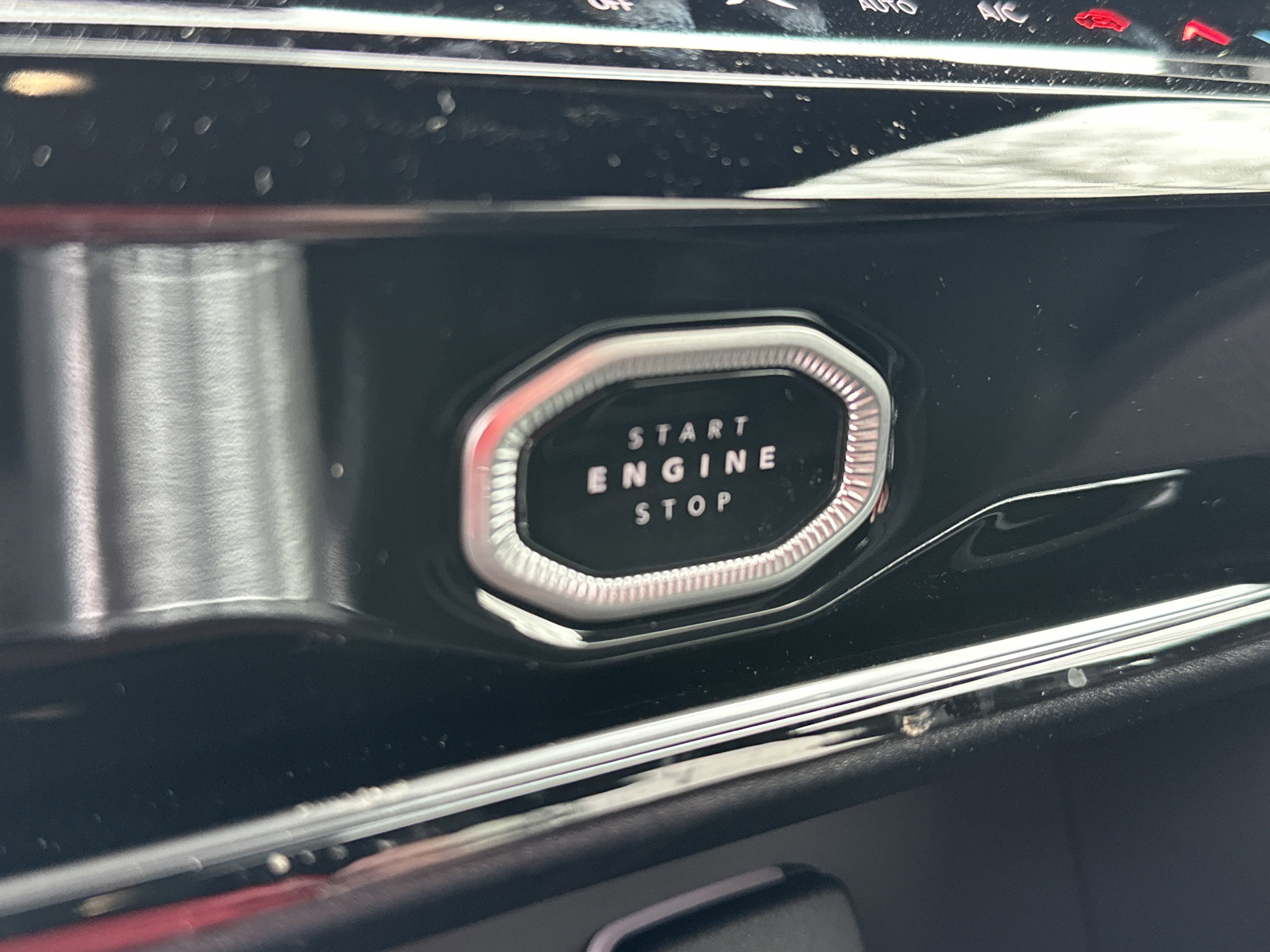 New 2026 Jeep Grand Cherokee Limited Reserve image 6