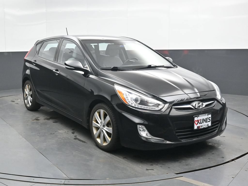 Used 2014 Hyundai Accent SE FWD image 4