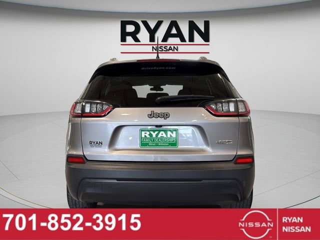 Used 2019 Jeep Cherokee Latitude w/ Popular Appearance Group image 16