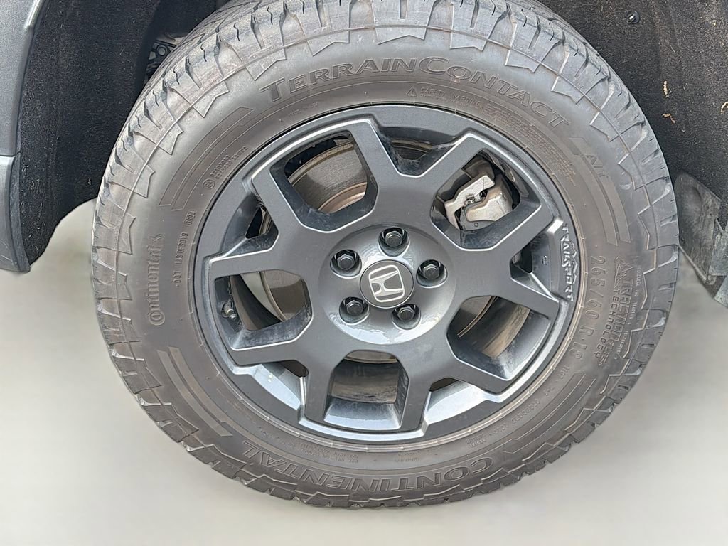 Used 2025 Honda Pilot TrailSport image 8