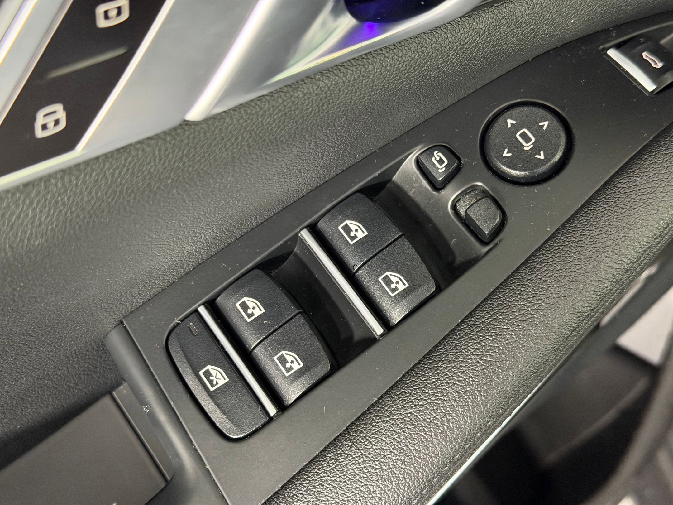 Used 2020 BMW X5 sDrive40i image 24