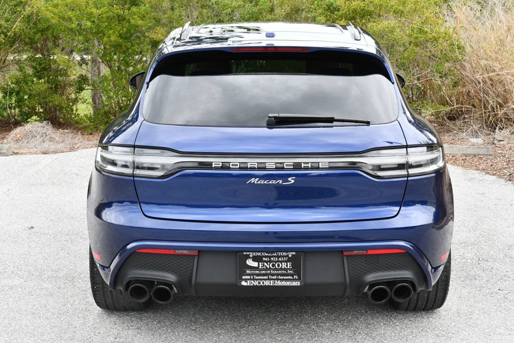 Used 2024 Porsche Macan S AWD/4WD image 30
