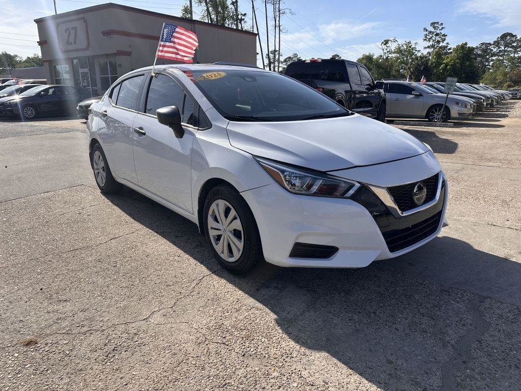 Used 2021 Nissan Versa S FWD image 3