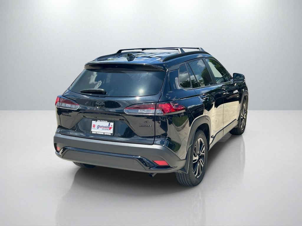 Used 2024 Toyota Corolla Cross AWD Hybrid image 5