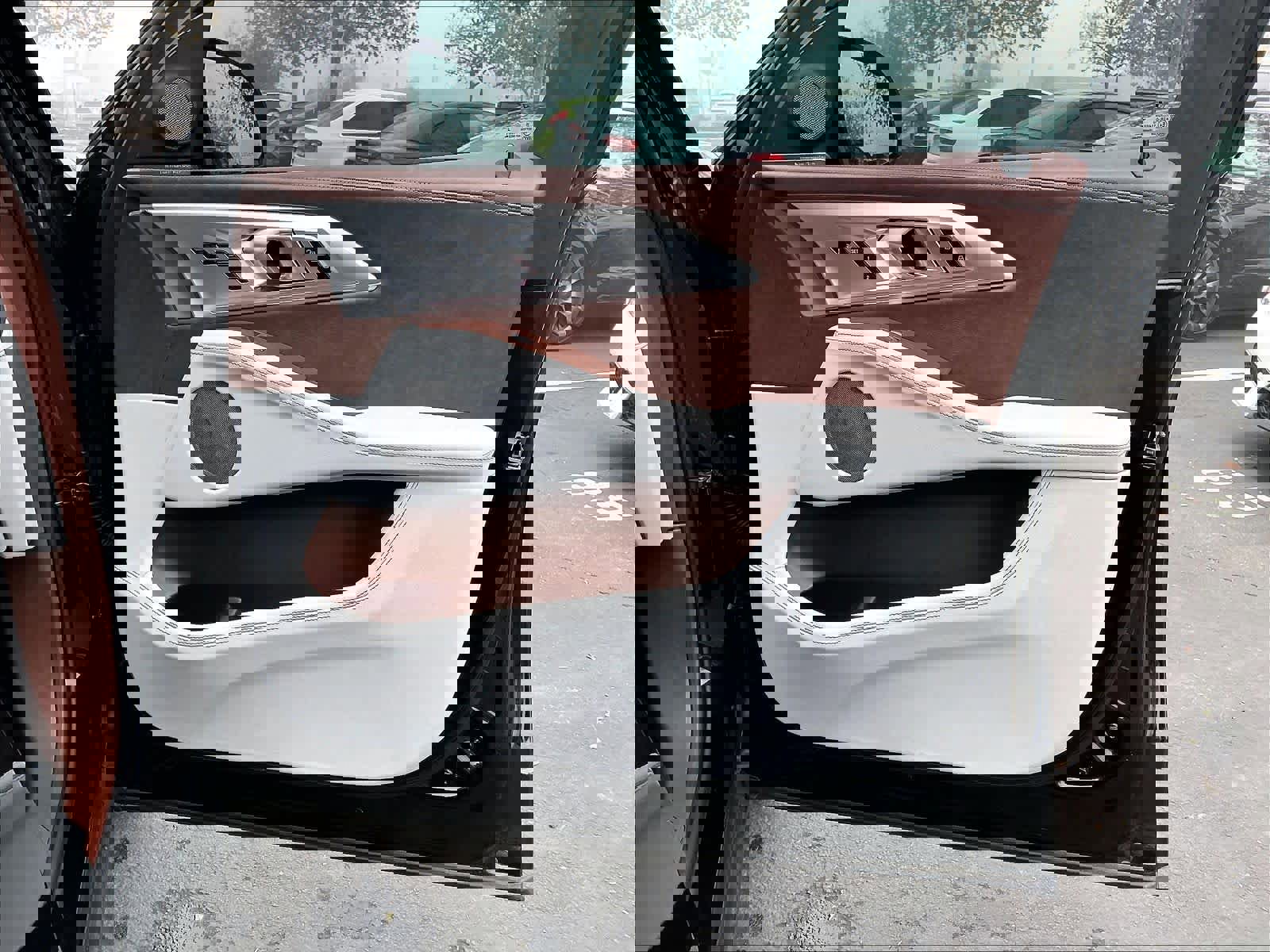 Used 2025 BMW XM image 24